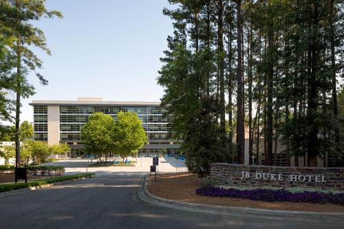 JB Duke Hotel - image 10