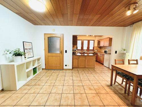 H&H HOME - Quite and Cosy Apartment near Park and City in Sindelfingen in Sindelfingen, Deutschland