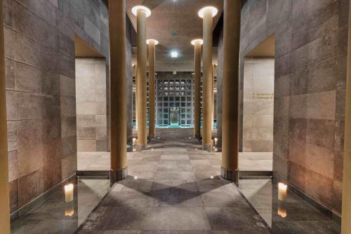 Therme Laa - Hotel & Silent Spa - image 3