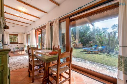 Alghero Villa Rujia with garden and pool