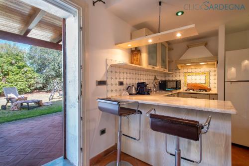 Alghero Villa Rujia with garden and pool