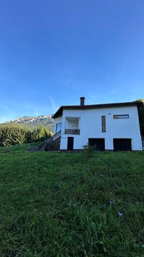 Villa & Spa Plaiul Foii - Sierra Blanca, Zărneşti (Foto 6)