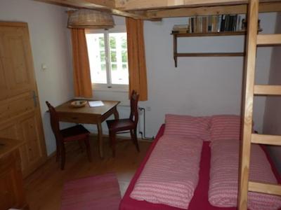 1 double bed, 2 bunk beds