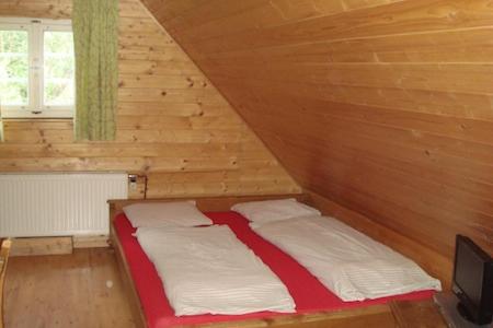 2 double beds, 2 twin beds