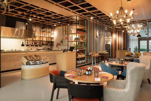 NH Collection Dubai The Palm, Dubaj (fotografie 7)