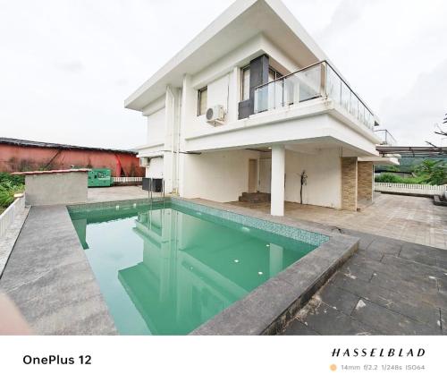 Viesnīcas āriene, Mizzle Exotica Lonavala in Malavli