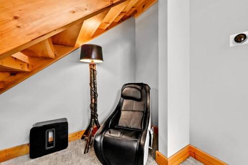 Thompsonville Lodge 3 bedroom - Hot tub - Sauna - 24hr Crystal Shuttle in Thompsonville, USA