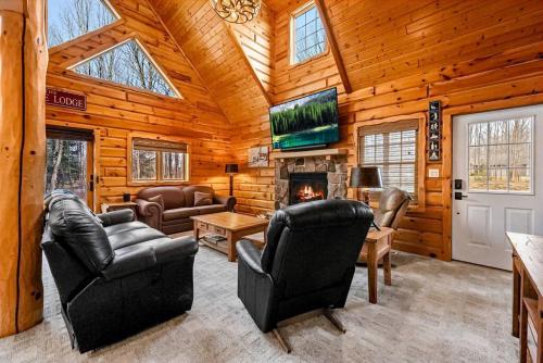 Thompsonville Lodge 3 bedroom - Hot tub - Sauna - 24hr Crystal Shuttle in Thompsonville, USA