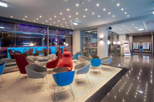 Holiday Inn Express Lisbon Alfragide an IHG Hotel - image 6