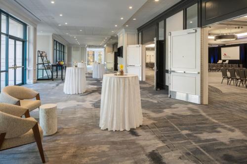 Falls Church Marriott Fairview Park - image 10