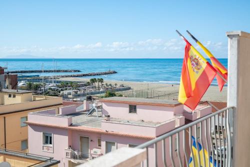 Lola Piccolo Hotel - image 6