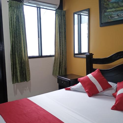 Double Room image 2