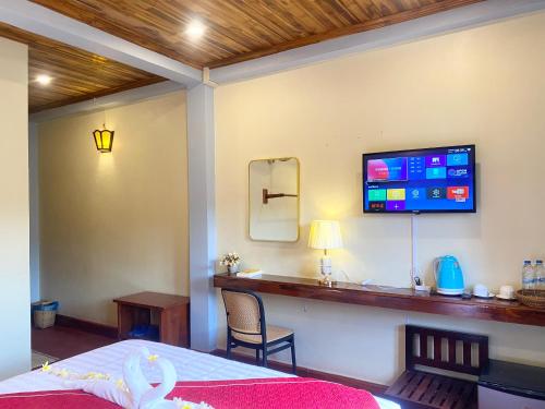 Double Room image 10