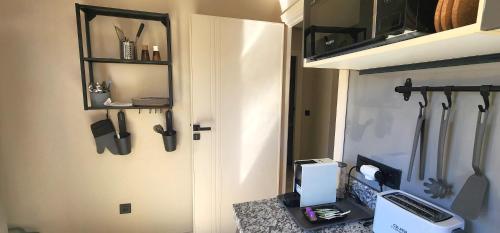 The 23 Princesses by IB Signature - Stylish 2 Bedroom Apt with Wifi, Self check-in - 24 x7 Security - City View - Walk to Cafes! City Centre, Casablanca (Foto 10)
