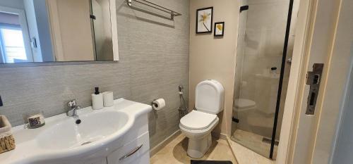The 23 Princesses by IB Signature - Stylish 2 Bedroom Apt with Wifi, Self check-in - 24 x7 Security - City View - Walk to Cafes! City Centre, Casablanca (Foto 8)