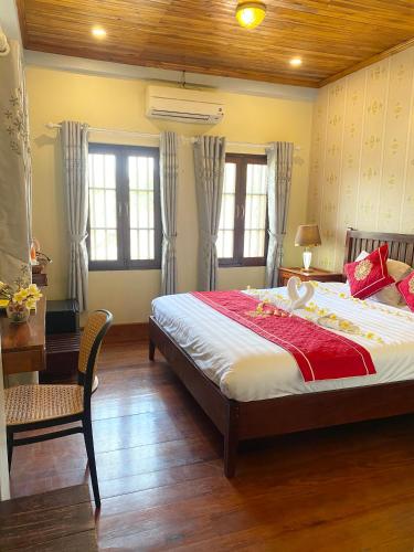 Double Room image 4