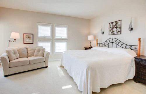 Overlook 26 with Wintergreen Advantage - image 2