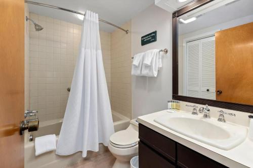 Overlook 48 with Wintergreen Advantage - image 4