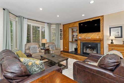 Four-Bedroom Apartment