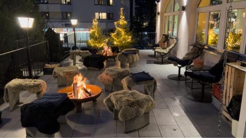 Balcony/terrace, GRAND your home with common kitchens with self check-in in Engelberg