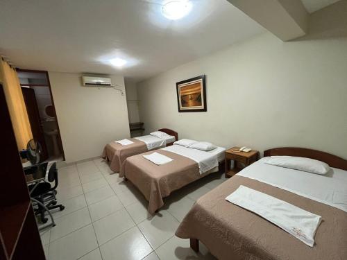 Tallan Hotel in Grau
