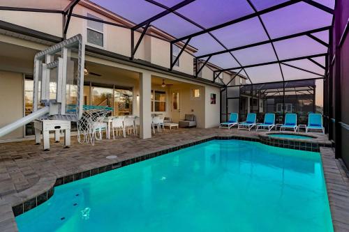 Villa with Fashionista BR, Theater, Arcade & Spa Pool