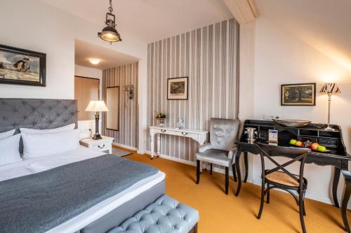 1 queen bed