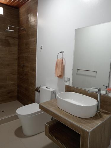 Alojamiento CASA LUNA near Coronel FAP Francisco Secada Vignetta International Airport