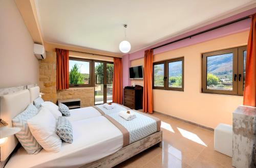 Mirsini Villa - image 12