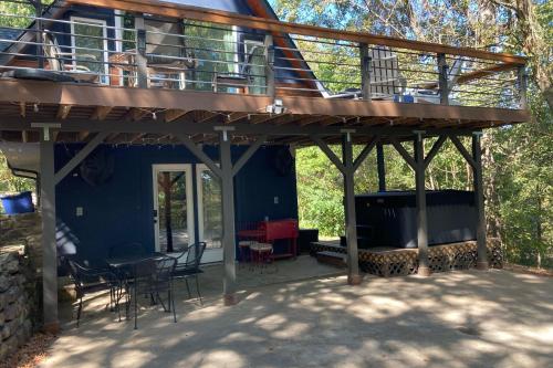 The Blue Beaver Cottage in Rogers, USA