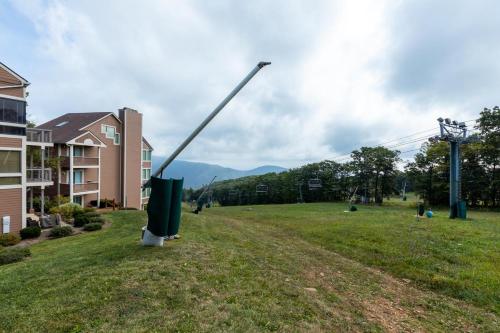 Diamond Hill Studio 09 with Wintergreen Advantage - image 4