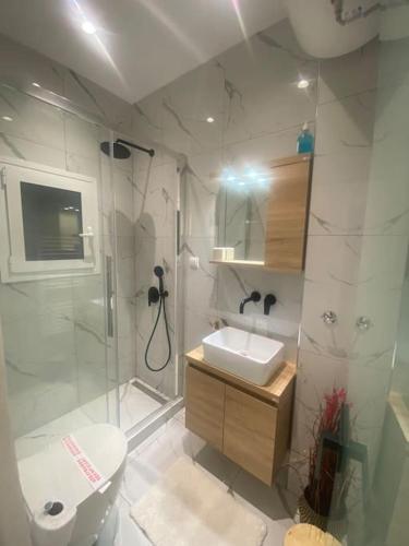 Stylish Gem Close to Acropolis, Athen (Foto 8)