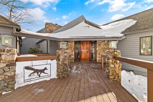 Dragons Back with Wintergreen Advantage in Wintergreen, USA