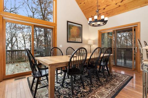Chestnut Springs with Wintergreen Advantage - image 11