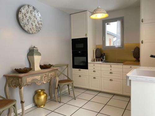 Maison Étoile - Explore Oisans, Fabulous house for 10 guests, Allemond (Maison Etoile - Explore Oisans, Fabulous house for 10 guests, Allemond) in Allemont