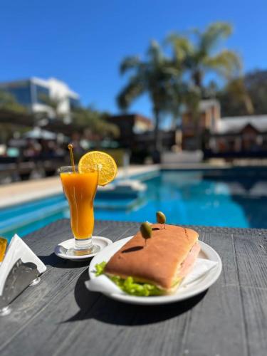 Apart Hotel Guarumba - 수영장