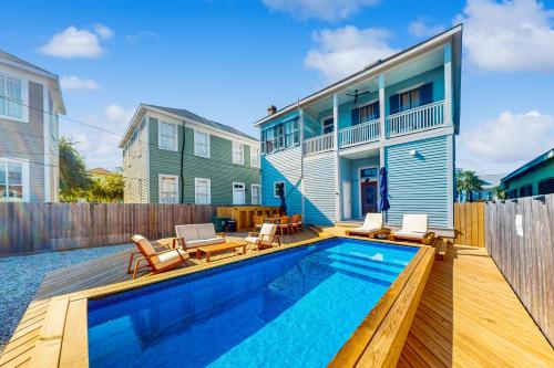Blue Sky Getaway in Galveston, USA