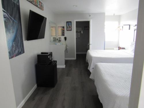 Capri Suites Anaheim - image 9