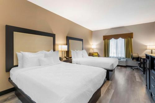 Best Western Plus Des Moines West Inn & Suites Best Western Plus Des Moines West Inn & Suites