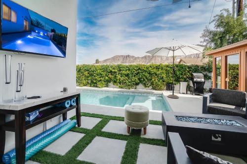 The Elemental Retreat- Pool Spa and Sauna in La Quinta, USA