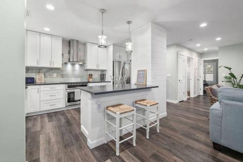 Beachside Gem and Heated Pool in Jacksonville Beach, USA