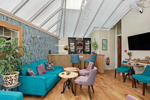 Kings Lodge - image 6