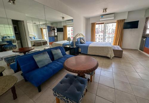 RentUp - Luminoso Monoambiente con Balcon