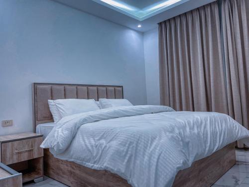 Single Room image 7