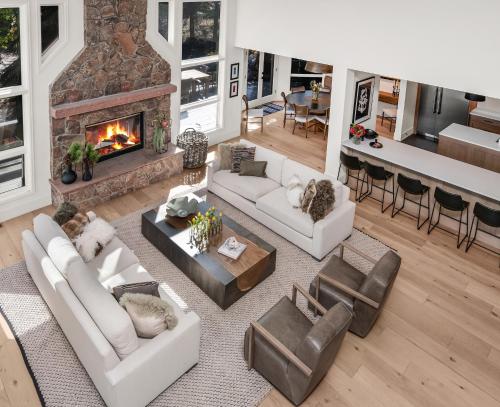 285 Holden Rd, home in Beaver Creek, USA