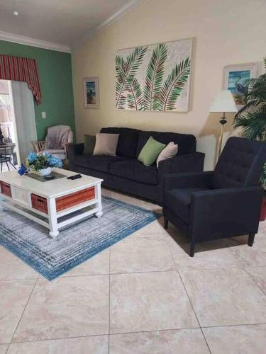 The Villages Sumter Landing With lanai & patio! in The Villages, USA