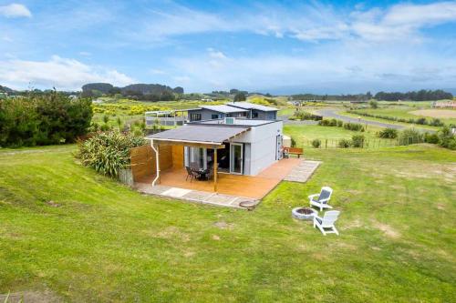 Waikawa Beach Pod in Otaki