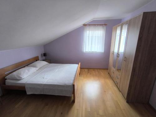 Two-Bedroom Apartment with Terrace image 7
