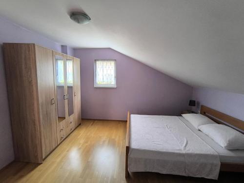 Two-Bedroom Apartment with Terrace image 6