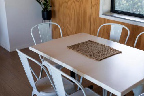 廚房, Waikanae Beach Ocean View Apartments in 吉斯伯恩